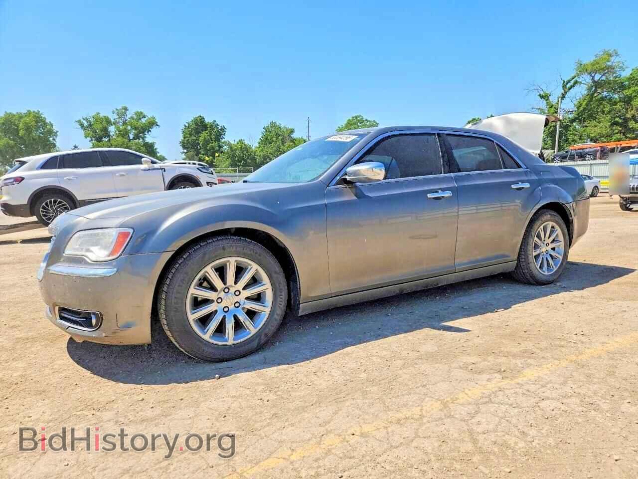 Фотография 2C3CCACG8CH308363 - CHRYSLER 300 2012