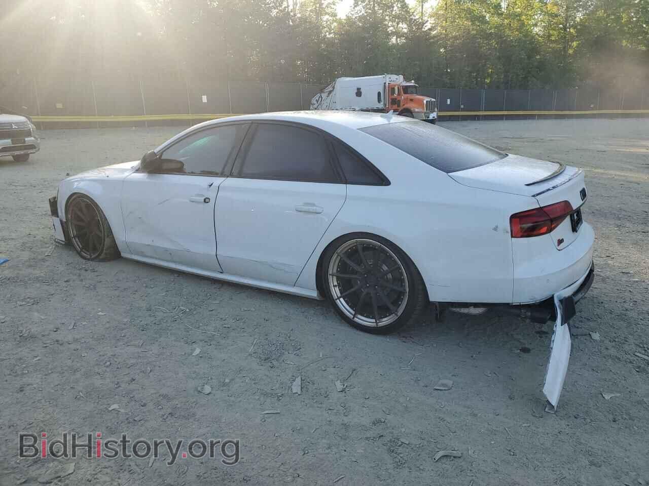 2016 AUDI S8 - VIN: WUAJ5AFD1GN900346 - Фото 2