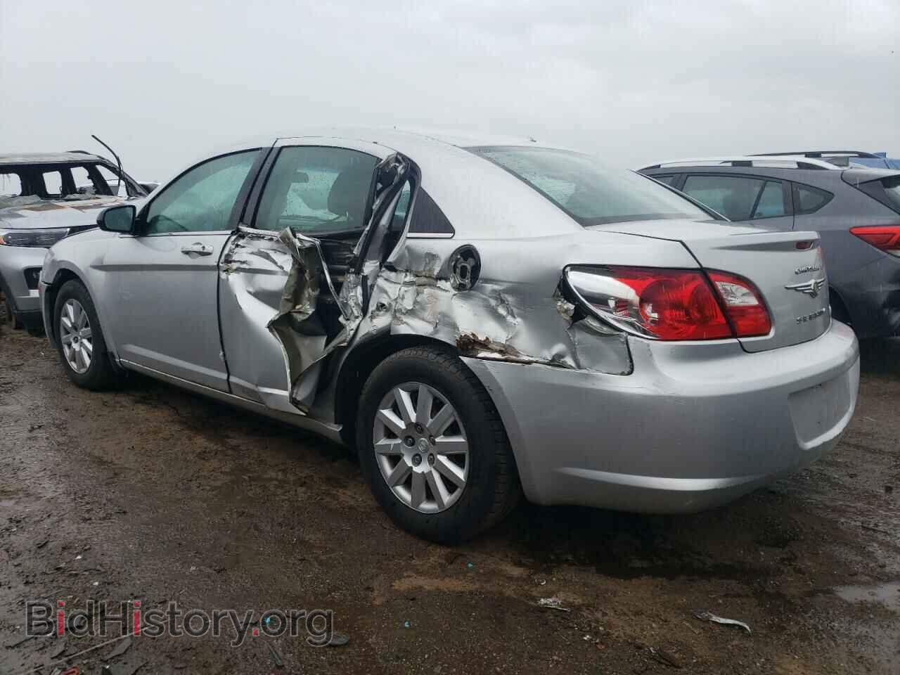 2010 CHRYSLER SEBRING - VIN: 1C3CC4FB7AN166450 - Фото 2