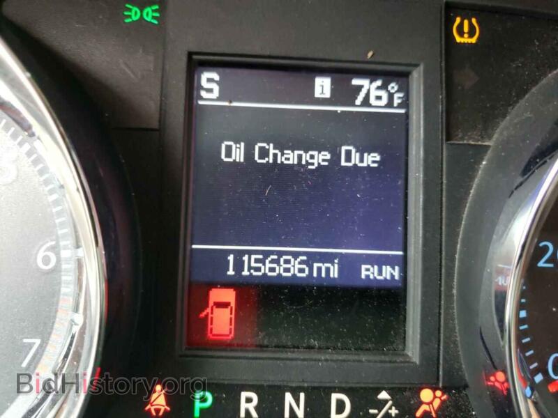 2011 Chrysler MINIVAN (VIN 2A4RR8DG6BR634760) — photo 8 of 10
