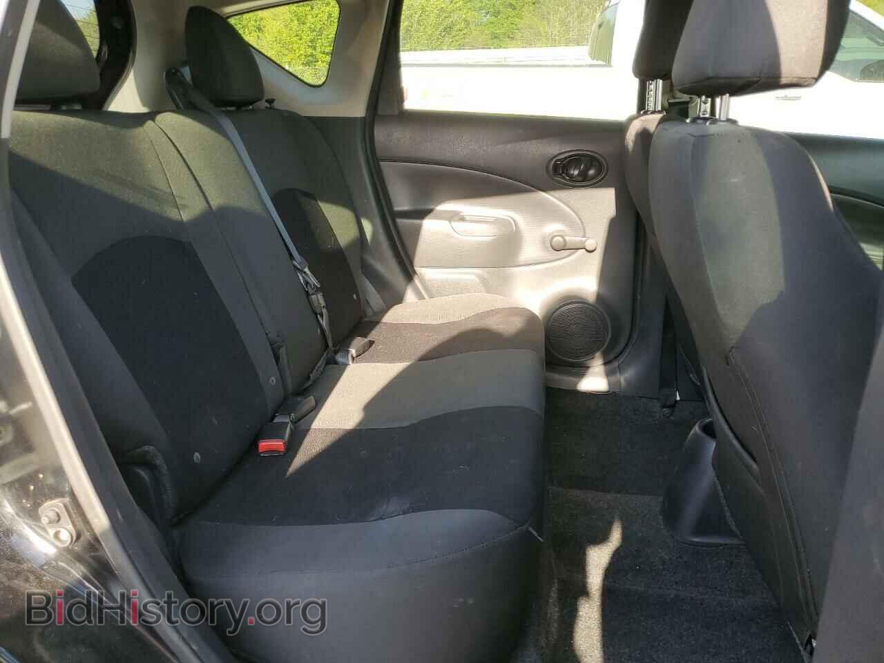 2019 NISSAN VERSA - VIN: 3N1CE2CP9KL359925 - Фото 10