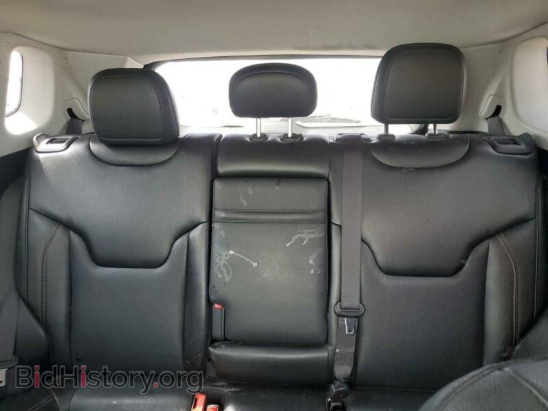 2020 Jeep COMPASS (VIN 3C4NJCCB2LT110363) — photo 10 of 14