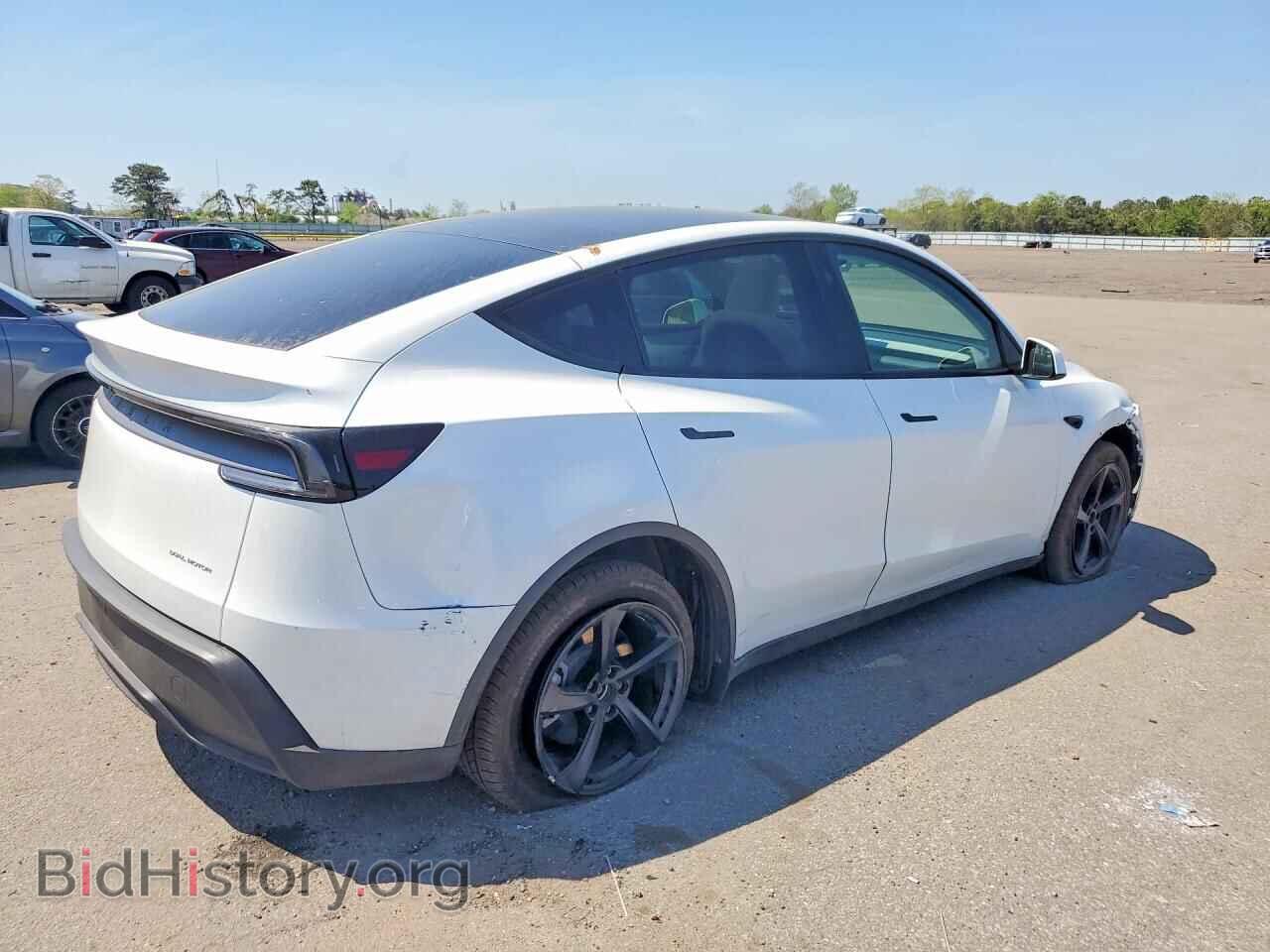 2026 TESLA MODEL Y - VIN: 7SAYGDEE6TF515734 - Photo 3