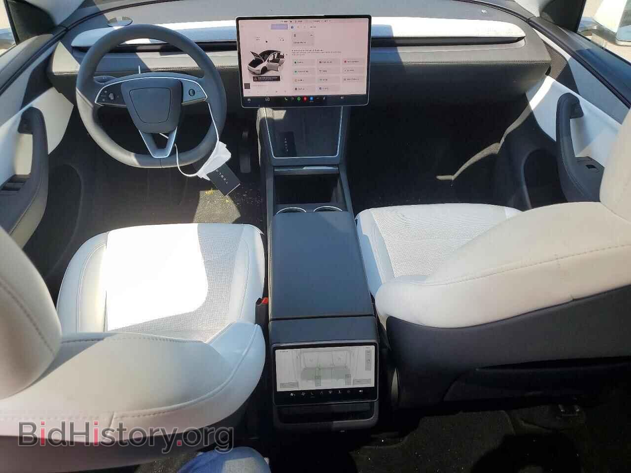 2026 TESLA MODEL Y - VIN: 7SAYGDEE6TF515734 - Photo 8