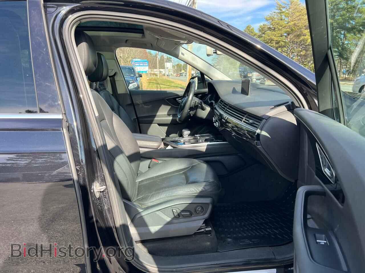 2017 AUDI Q7 - VIN: WA1VAAF76HD003741 - Фото 5
