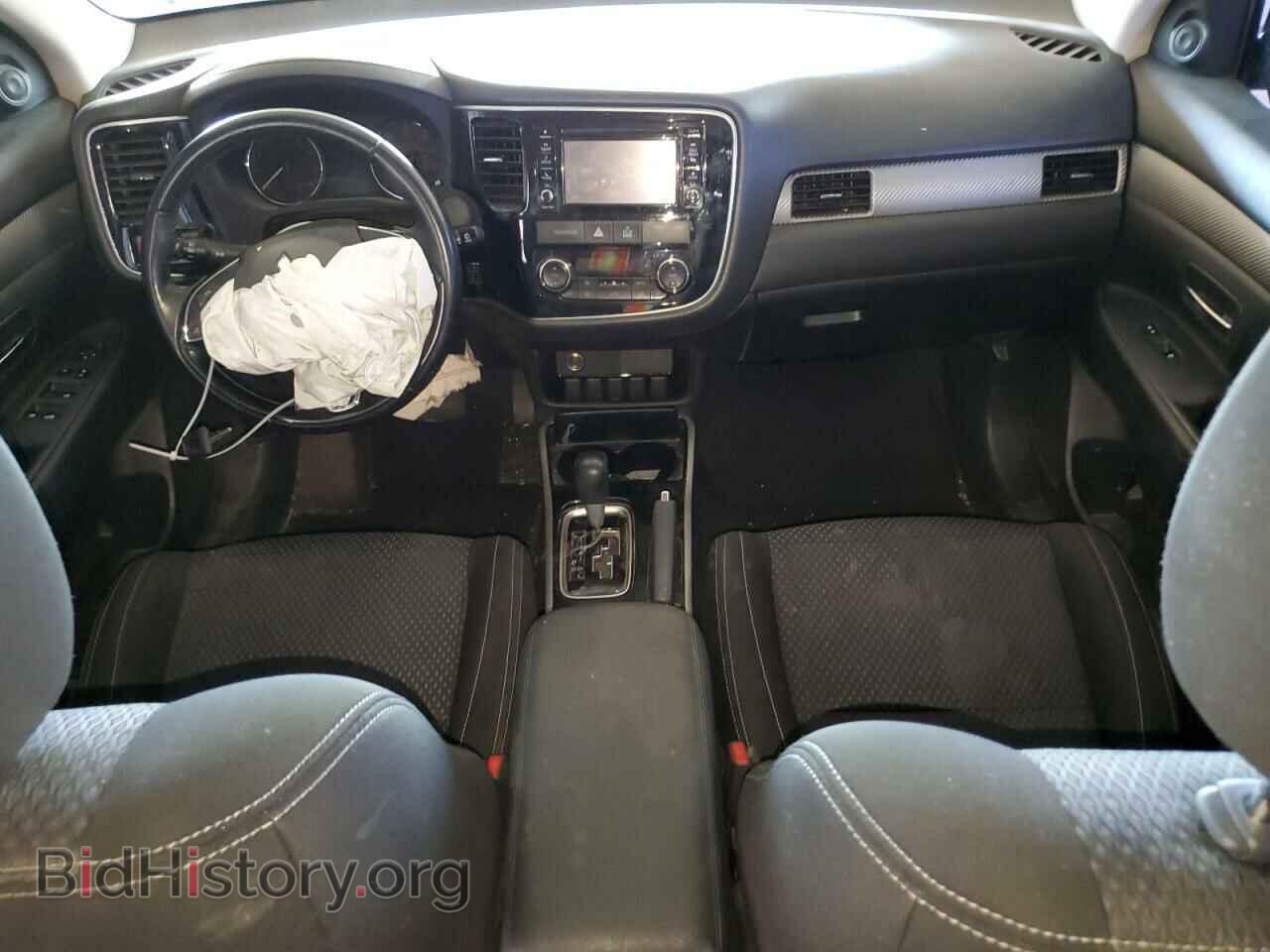 2017 MITSUBISHI OUTLANDER - VIN: JA4AD2A36HZ064395 - Фото 8