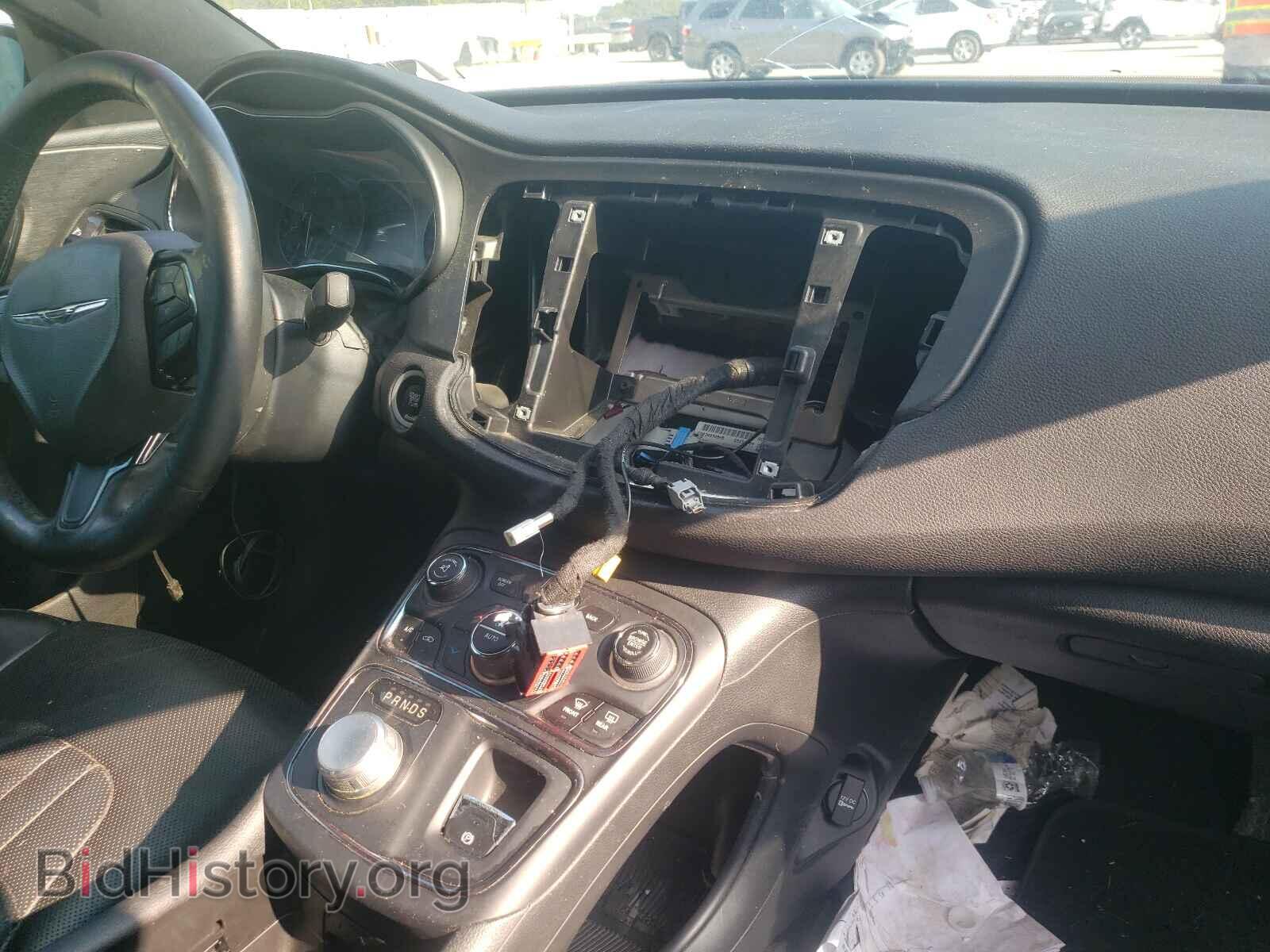 2016 CHRYSLER 200 - VIN: 1C3CCCBBXGN170615 - Фото 9