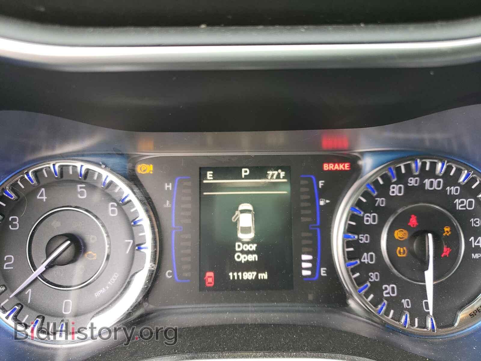 2015 CHRYSLER 200 - VIN: 1C3CCCAB3FN605426 - Фото 8
