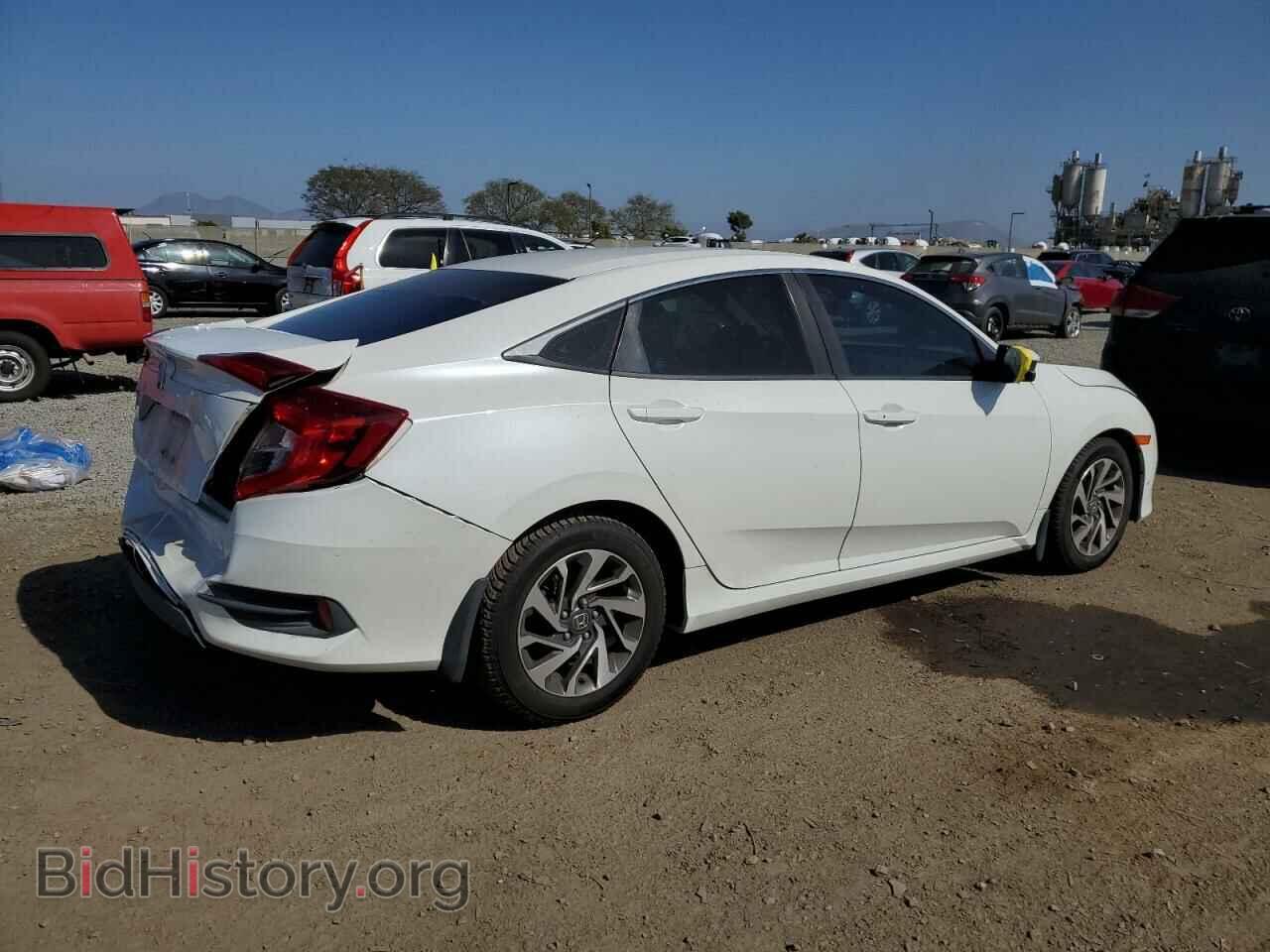 2016 HONDA CIVIC - VIN: 19XFC2F75GE223606 - Фото 3