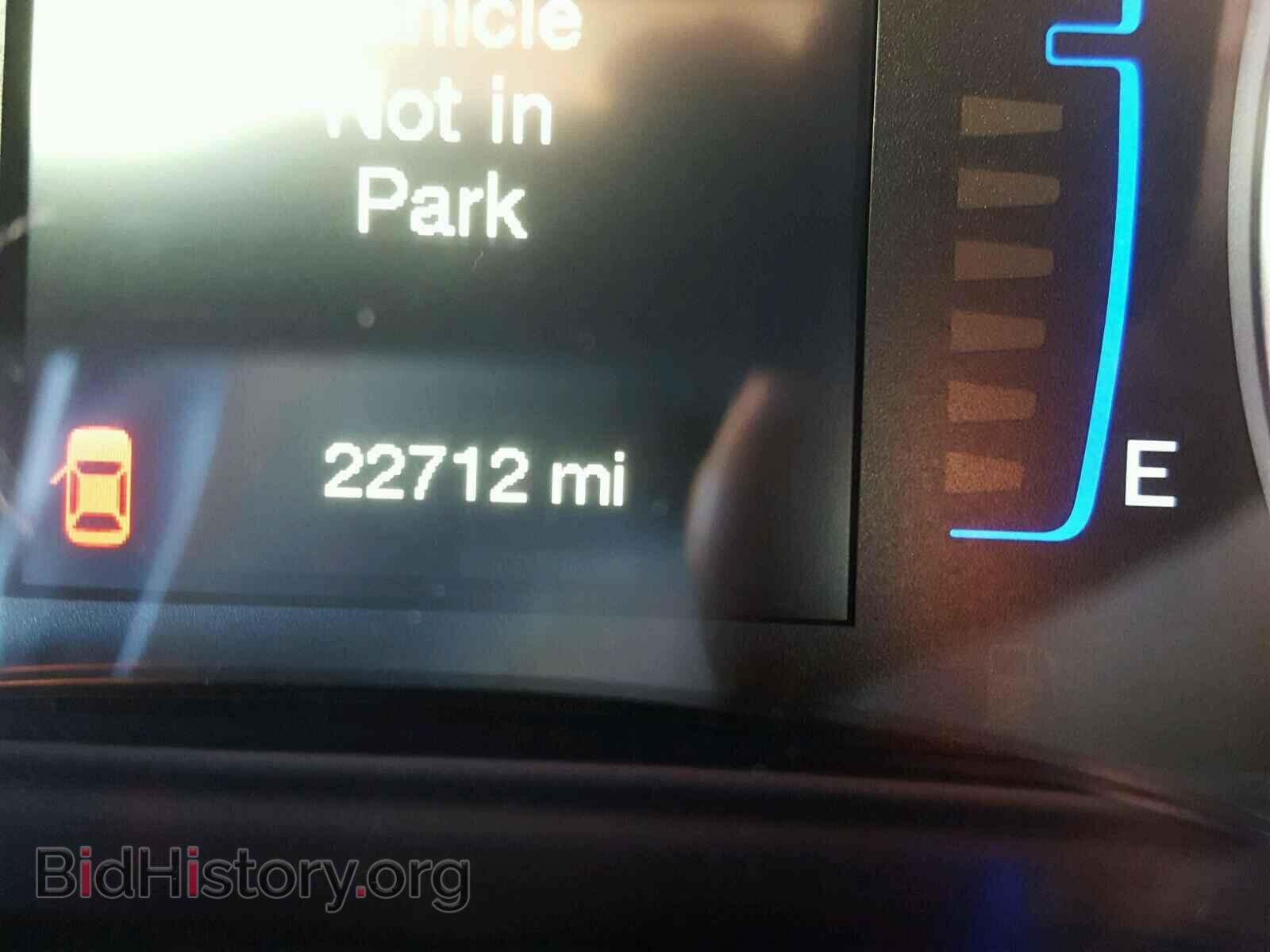 2017 CHRYSLER 200 - VIN: 1C3CCCAB0HN511667 - Photo 8