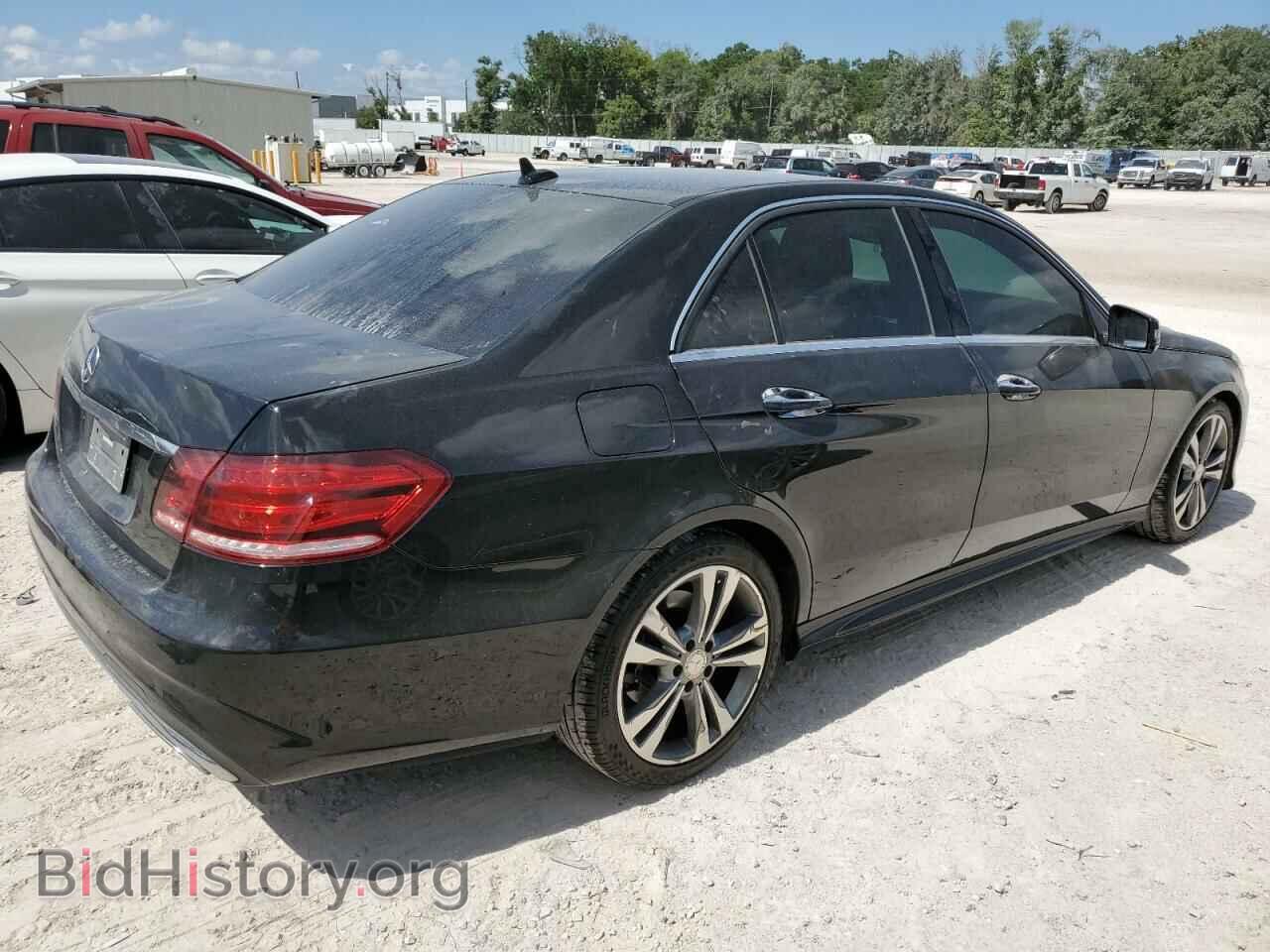 2016 MERCEDES-BENZ E-CLASS - VIN: WDDHF5KB3GB198221 - Фото 3