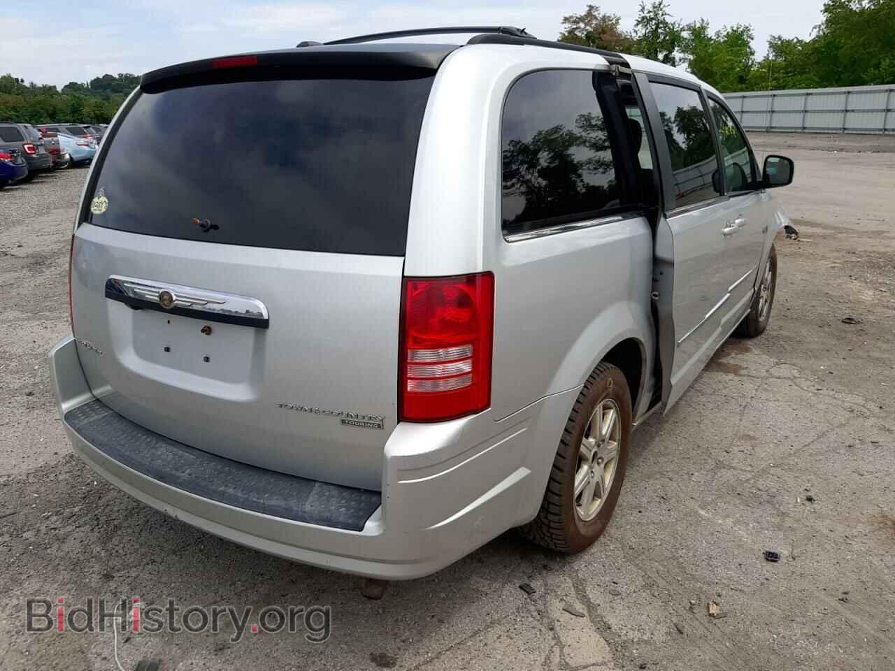 2010 CHRYSLER MINIVAN - VIN: 2A4RR5D17AR109988 - Фото 4
