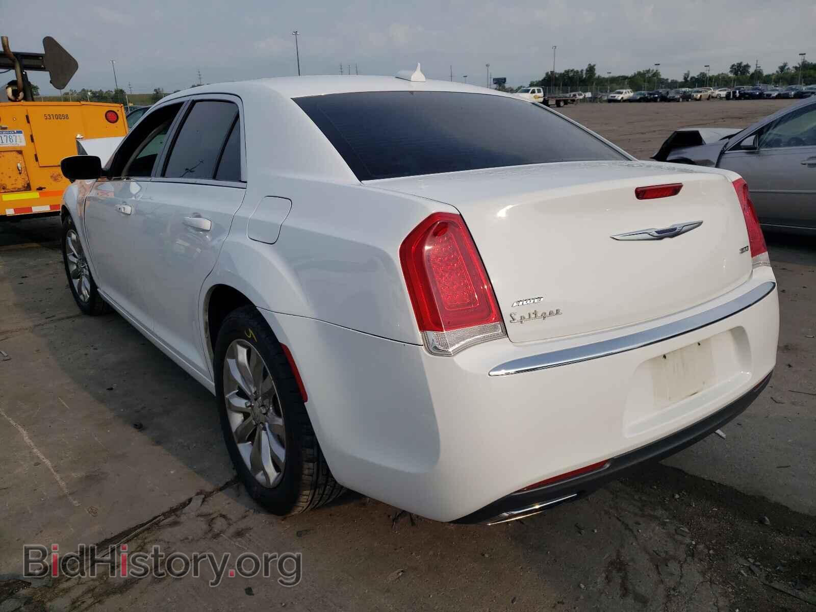 2015 CHRYSLER 300 - VIN: 2C3CCARG2FH904676 - Фото 3
