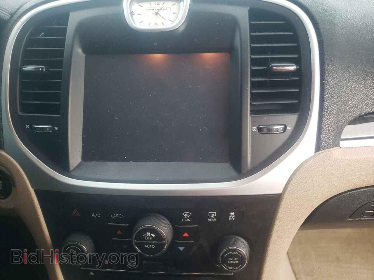 2014 CHRYSLER 300 - VIN: 2C3CCARG4EH120692 - Фото 9