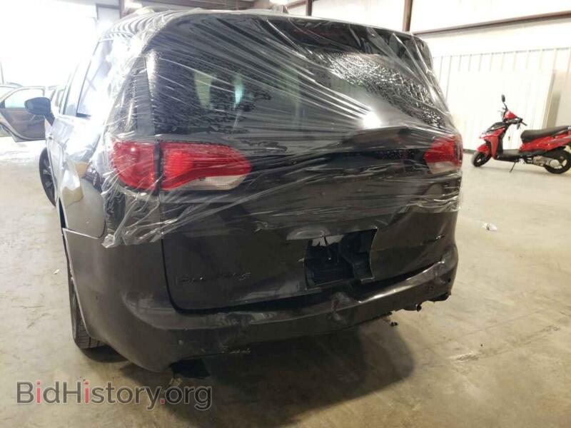 2019 Chrysler PACIFICA (VIN 2C4RC1GG2KR584952) — фото 9 из 10