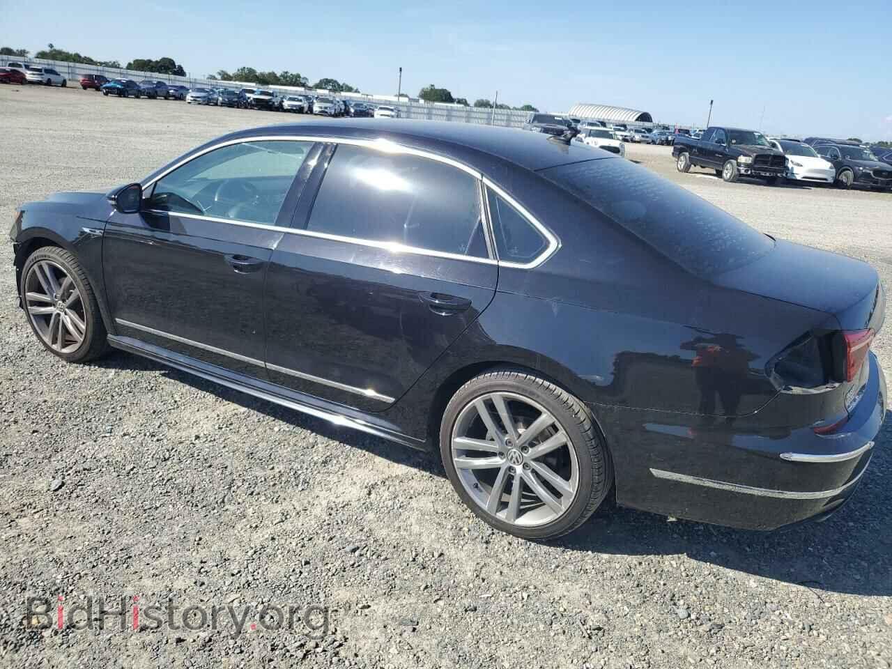 2017 VOLKSWAGEN PASSAT - VIN: 1VWDT7A37HC037564 - Фото 2