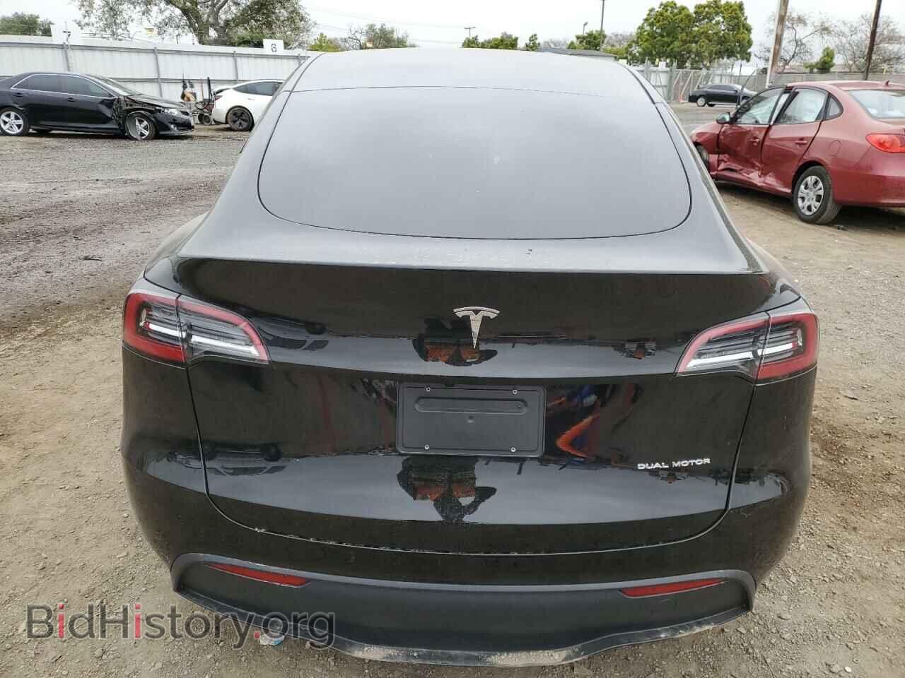 2024 TESLA MODEL Y - VIN: 7SAYGDEE9RA237496 - Фото 6