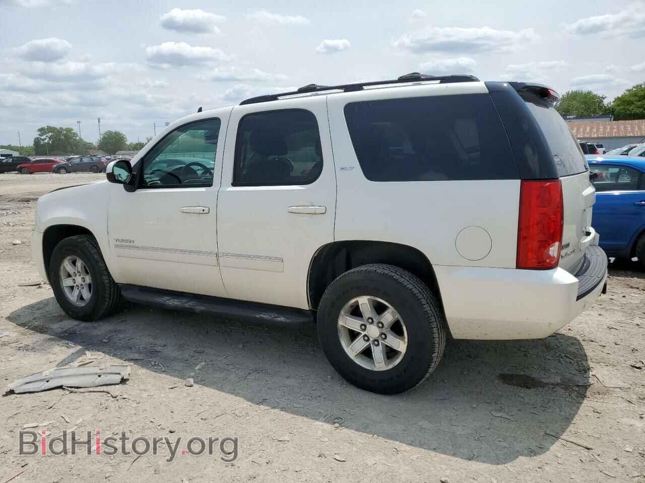 2011 GMC YUKON - VIN: 1GKS2CE04BR373669 - Фото 2