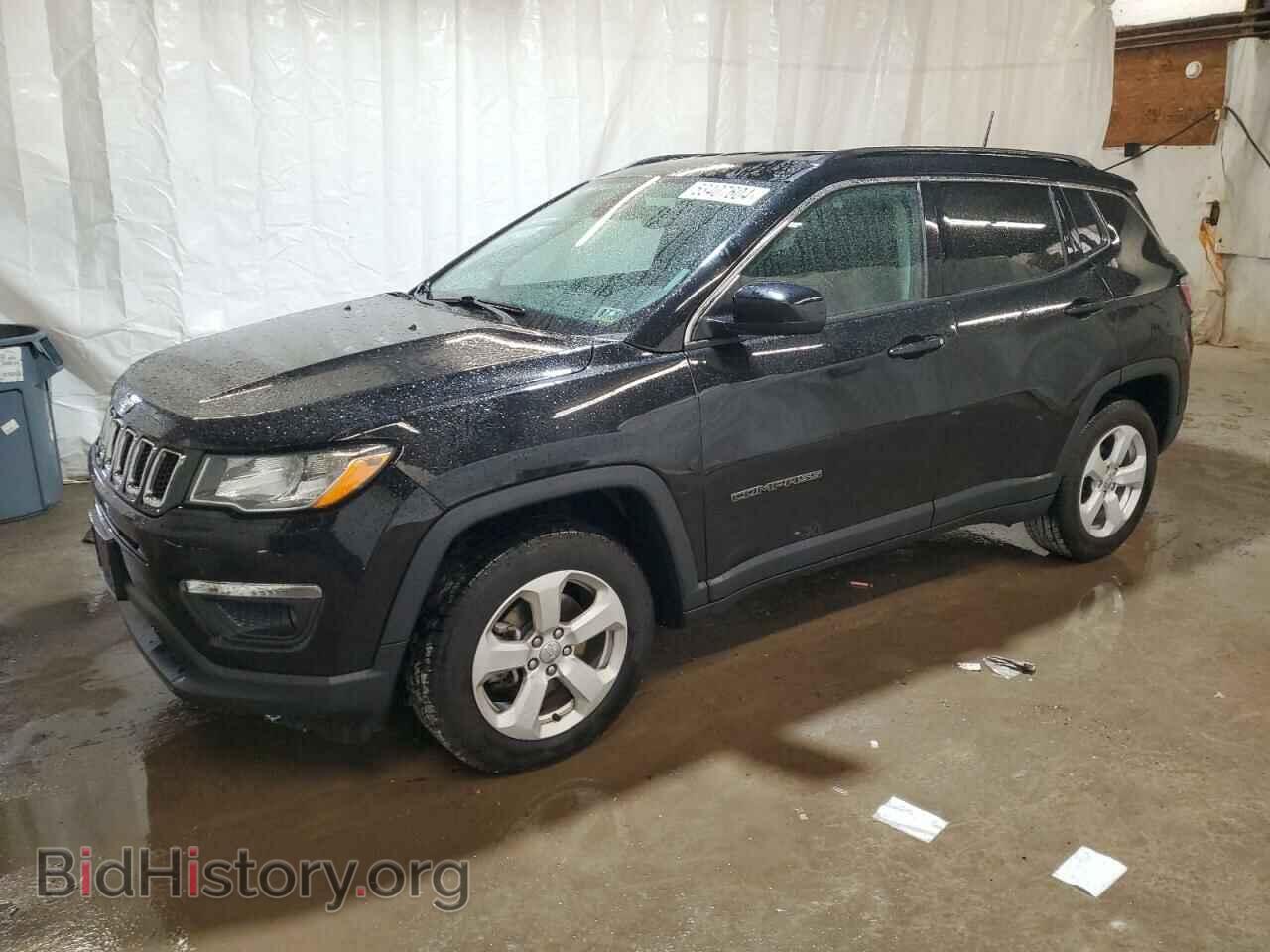 Фотография 3C4NJCBB4JT359083 - JEEP COMPASS 2018