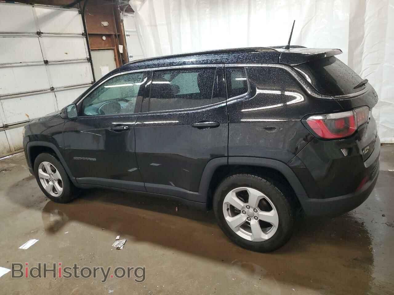 2018 JEEP COMPASS - VIN: 3C4NJCBB4JT359083 - Фото 2