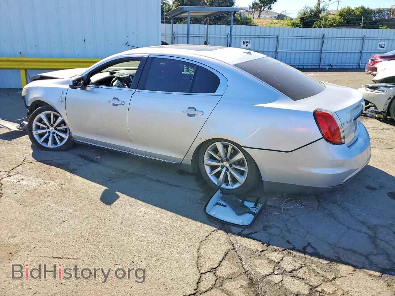 2011 LINCOLN MKS - VIN: 1LNHL9DR3BG611380 - Фото 2