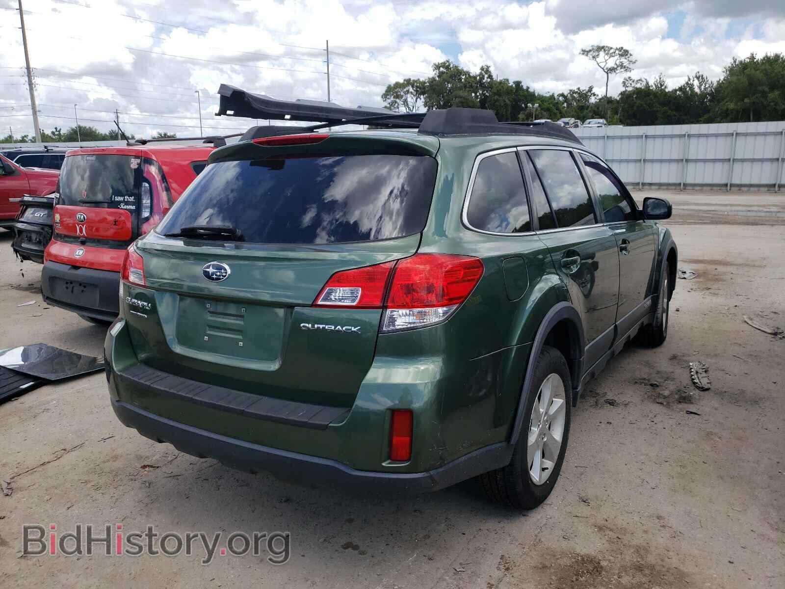 2013 SUBARU OUTBACK - VIN: 4S4BRCCC8D3217673 - Photo 4