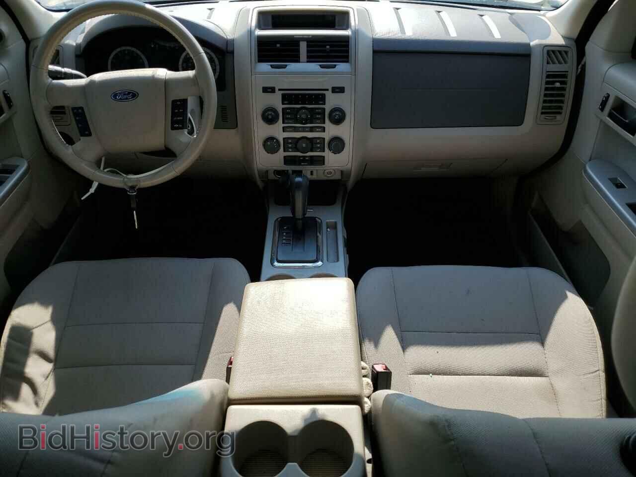 2011 FORD ESCAPE - VIN: 1FMCU0D78BKC41171 - Фото 8