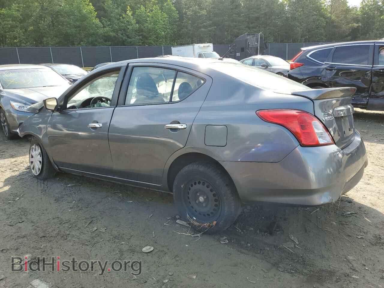 2019 NISSAN VERSA - VIN: 3N1CN7AP1KL831759 - Фото 2