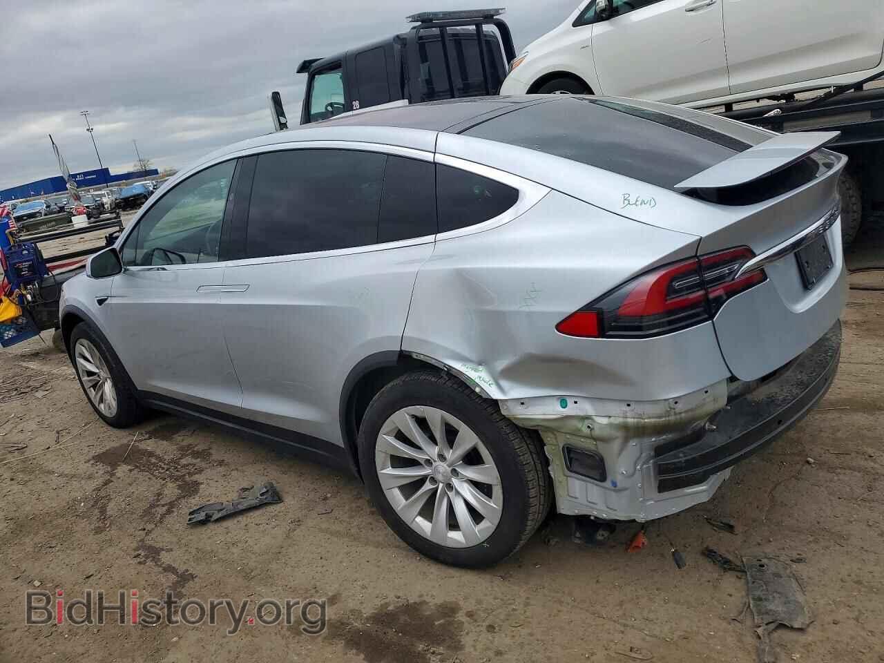2017 TESLA MODEL X - VIN: 5YJXCDE20HF061014 - Фото 2