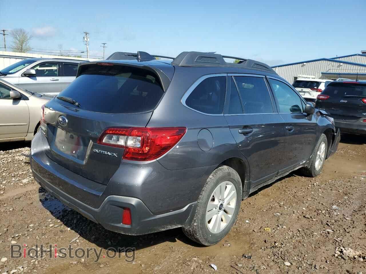 2018 SUBARU OUTBACK - VIN: 4S4BSACC8J3228421 - Фото 3