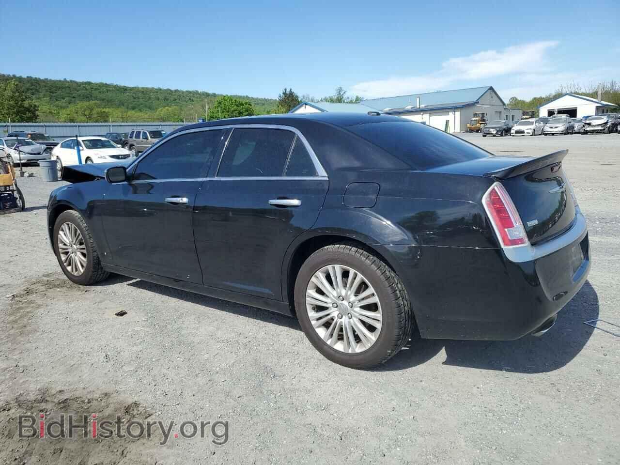 2014 CHRYSLER 300 - VIN: 2C3CCAJGXEH352743 - Фото 2