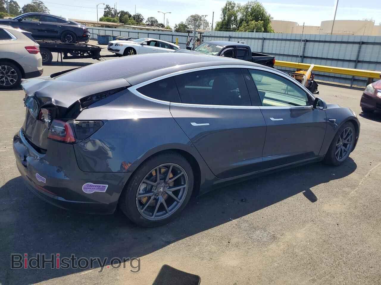 2018 TESLA MODEL 3 - VIN: 5YJ3E1EAXJF028235 - Фото 3