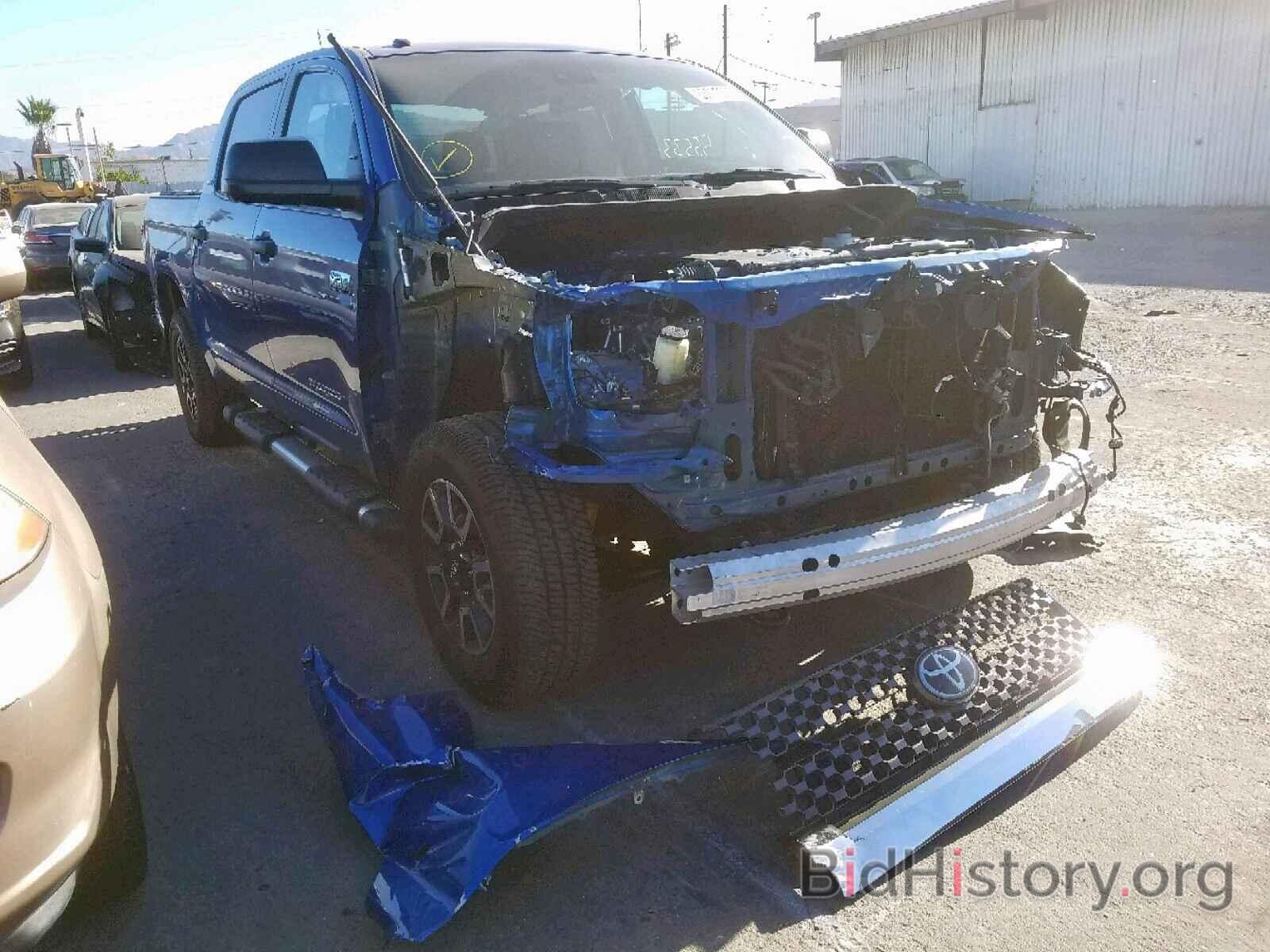 Photo 5TFEY5F17JX230266 - TOYOTA TUNDRA CRE 2018