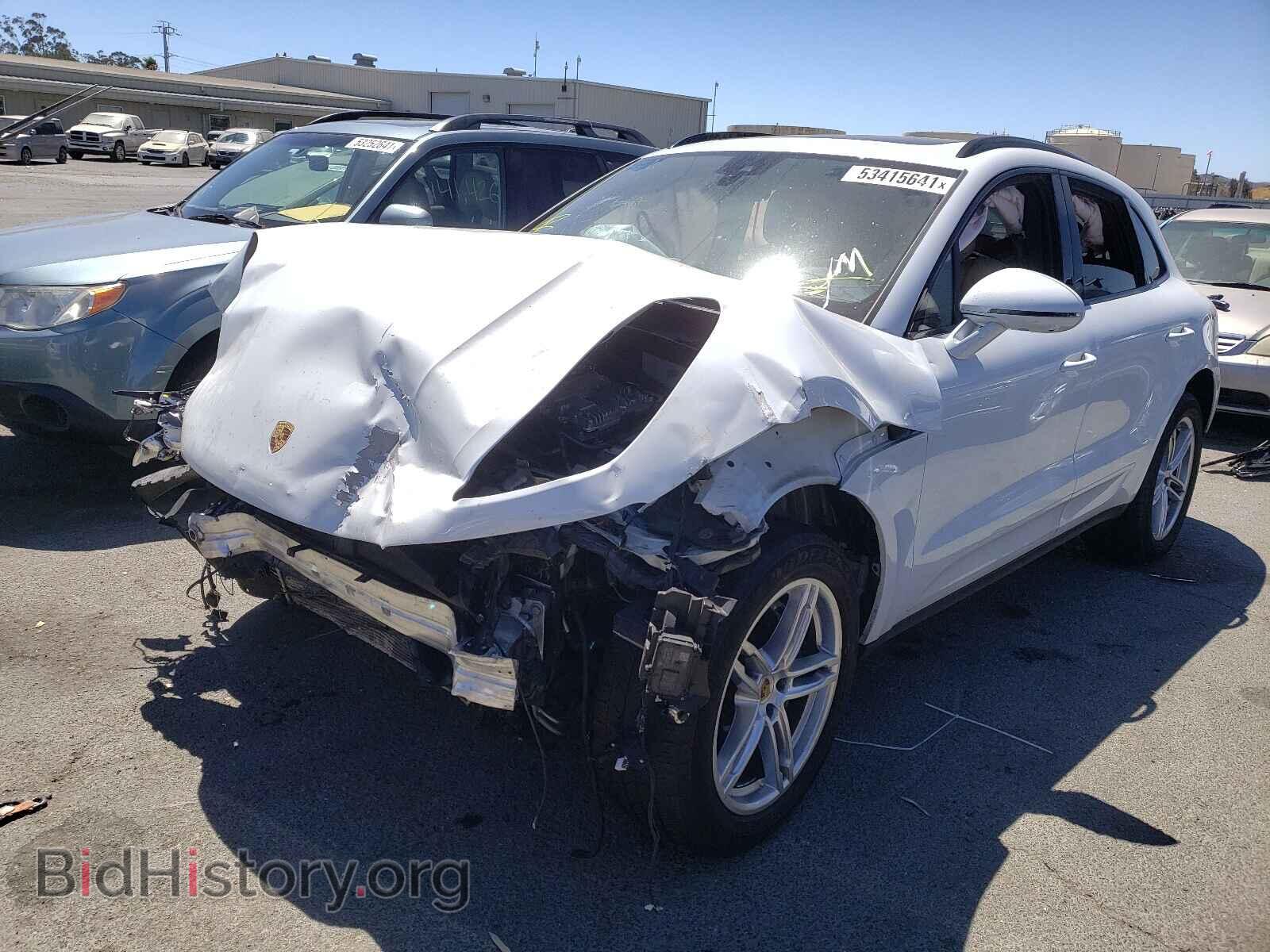 2019 PORSCHE MACAN - VIN: WP1AB2A57KLB32905 - Фото 2