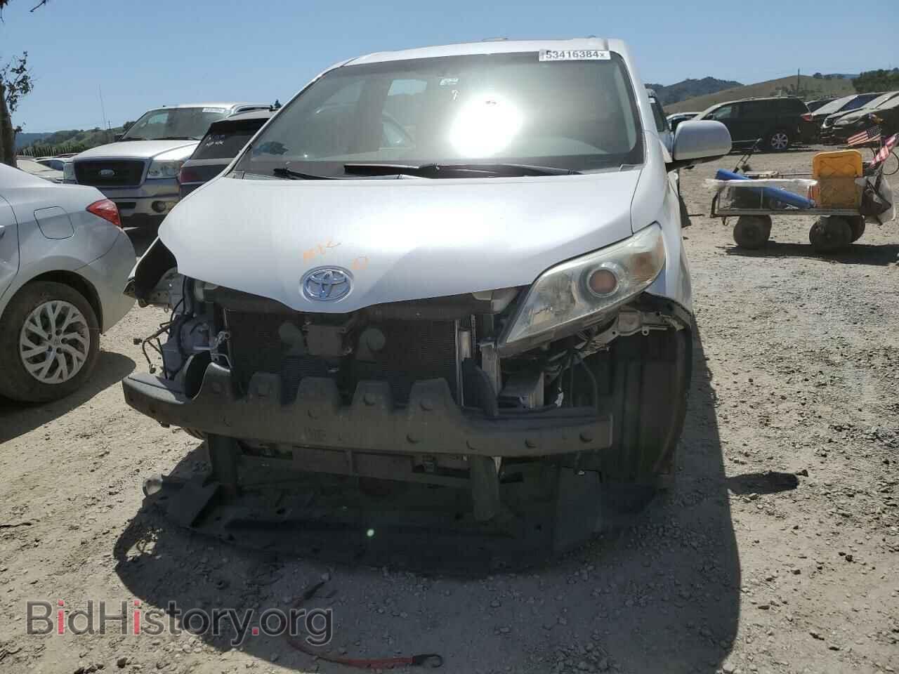 2011 TOYOTA All Models - VIN: 5TDYK3DC6BS039825 - Photo 5