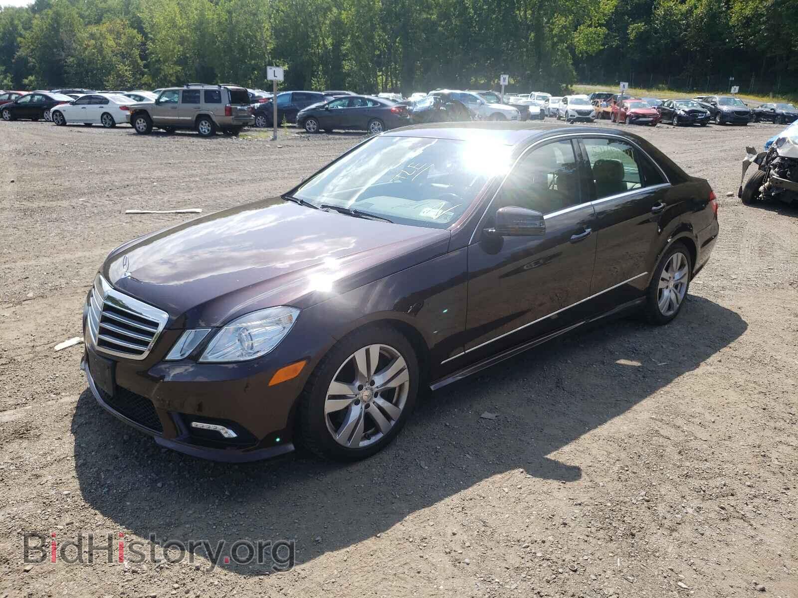 2011 MERCEDES-BENZ E-CLASS - VIN: WDDHF8HB3BA497005 - Фото 2