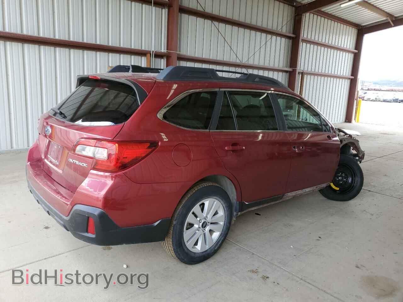 2018 SUBARU OUTBACK - VIN: 4S4BSAFC8J3363037 - Фото 3