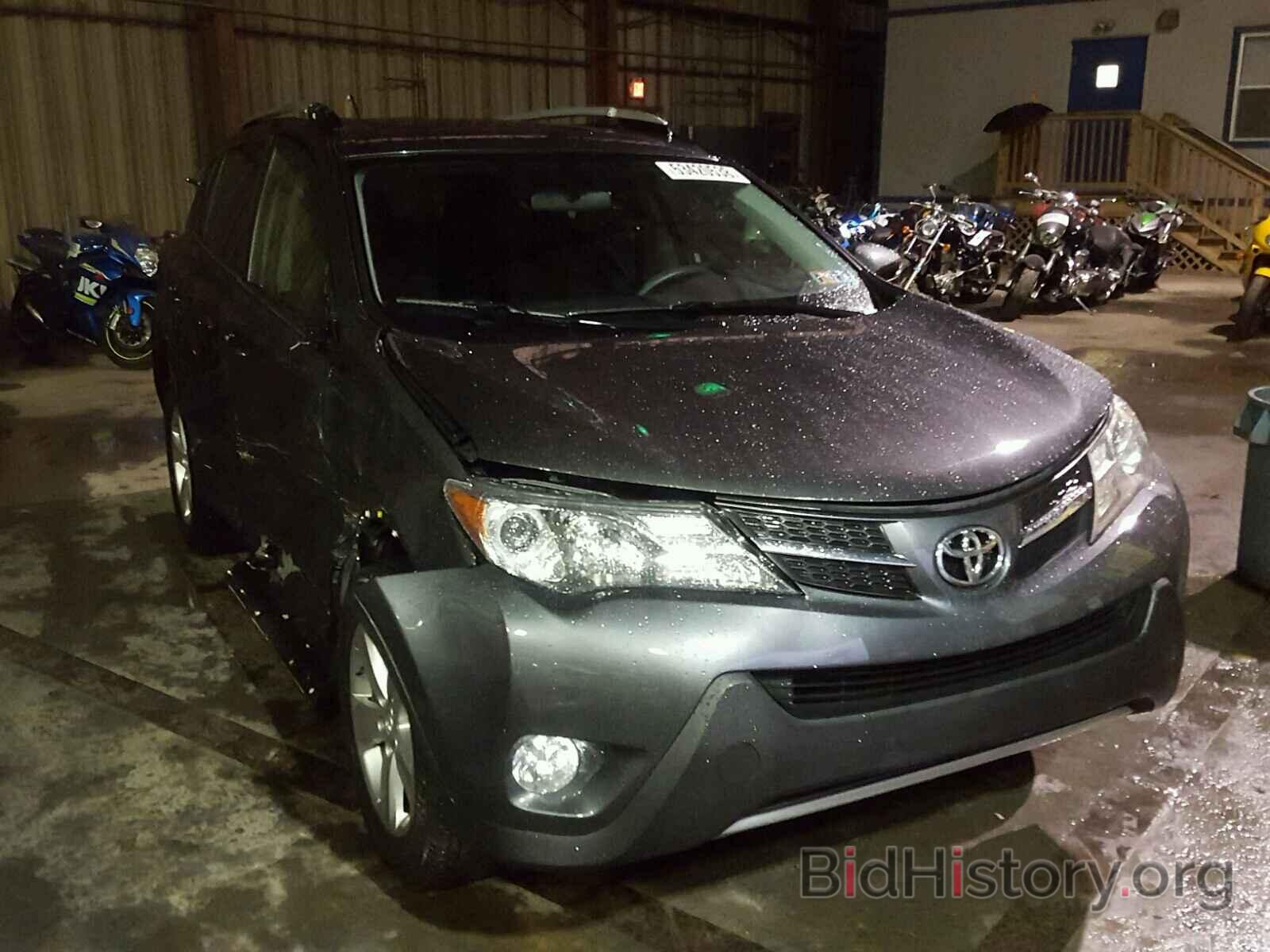 Photo JTMWFREV0EJ015049 - TOYOTA RAV4 XLE 2014