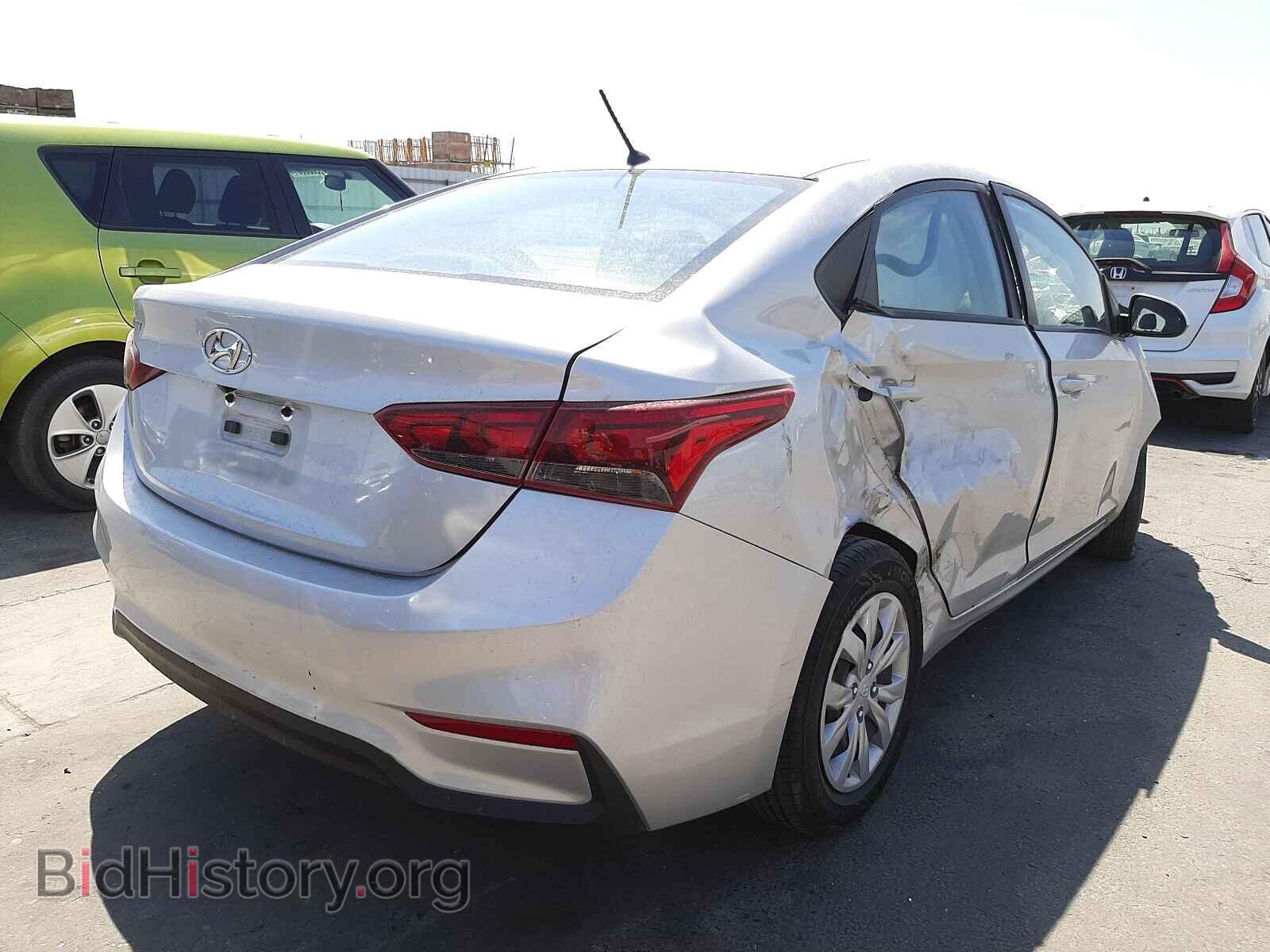 2019 HYUNDAI ACCENT - VIN: 3KPC24A39KE068492 - Фото 4