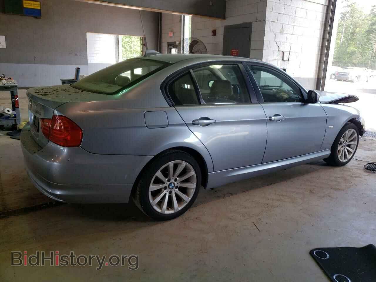 2011 BMW 3 SERIES - VIN: WBAPH7G50BNM55970 - Фото 3