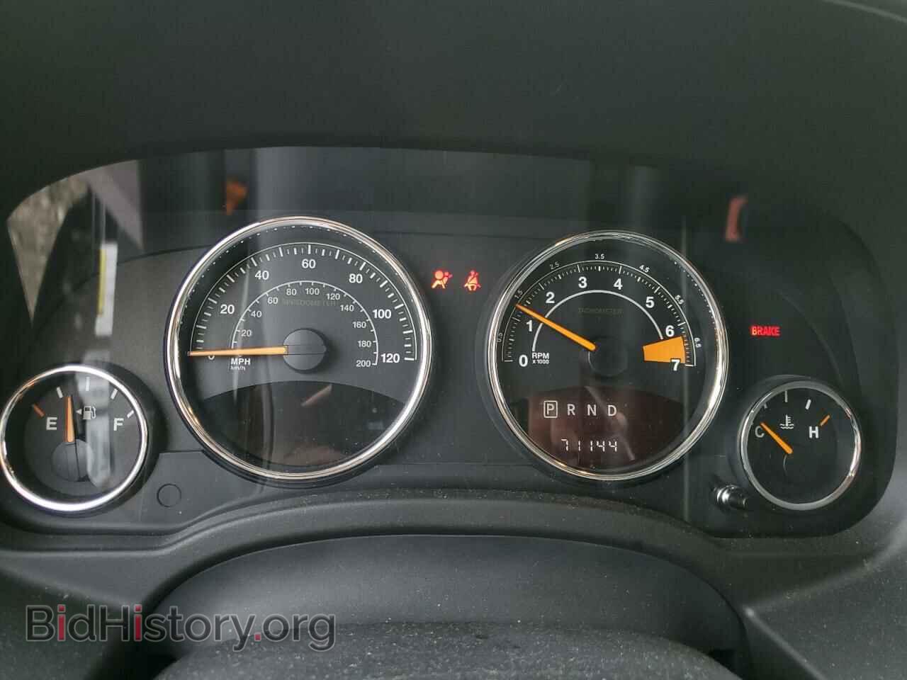 2014 JEEP COMPASS - VIN: 1C4NJCEA2ED888210 - Photo 9