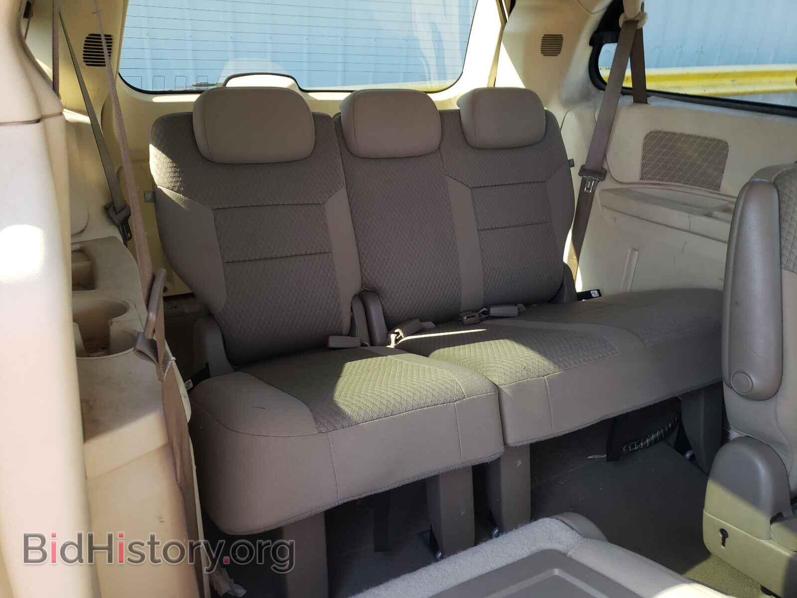 2009 CHRYSLER MINIVAN - VIN: 2A8HR54189R631227 - Фото 9