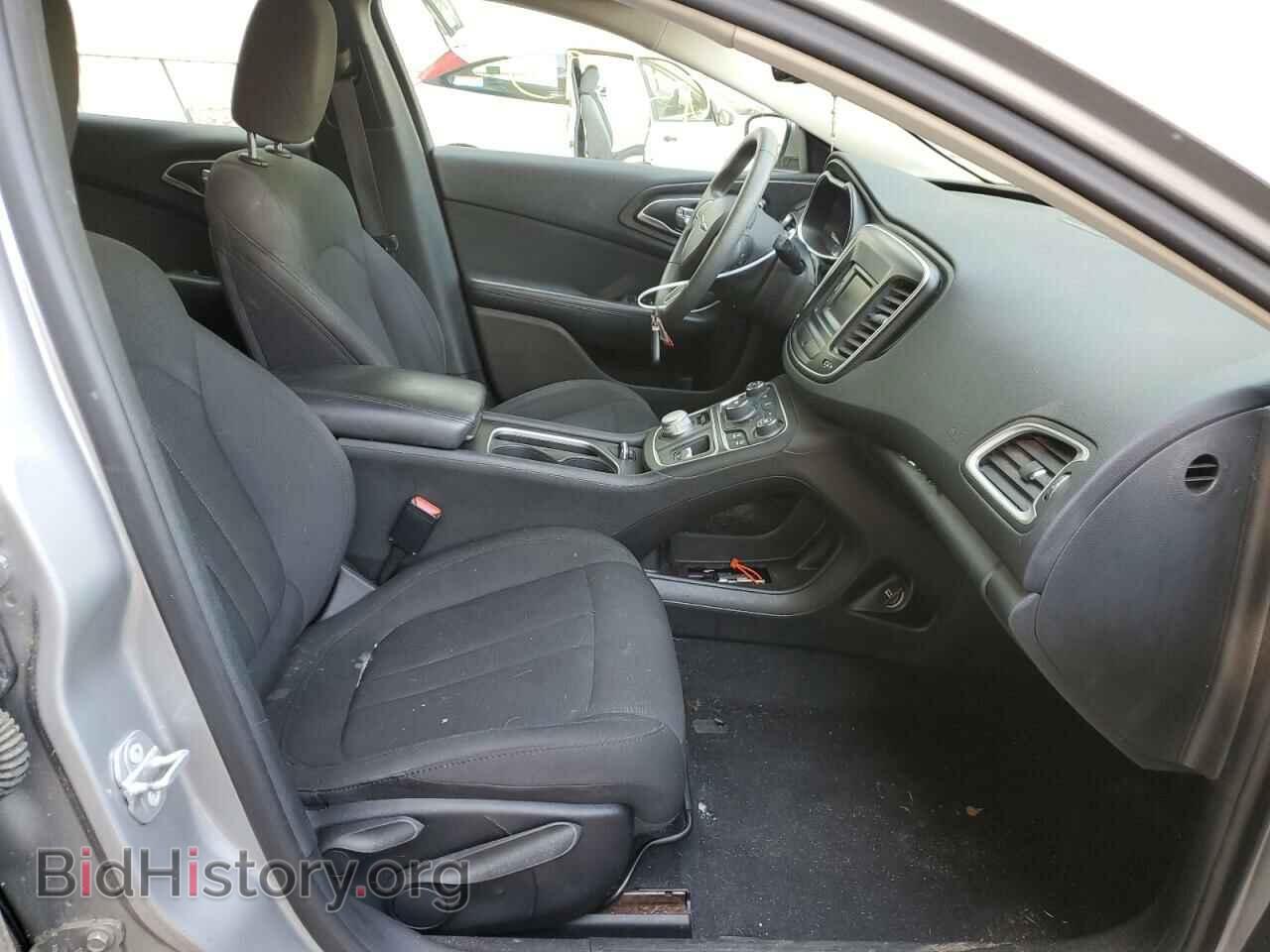 2016 CHRYSLER 200 - VIN: 1C3CCCAB8GN150641 - Фото 5
