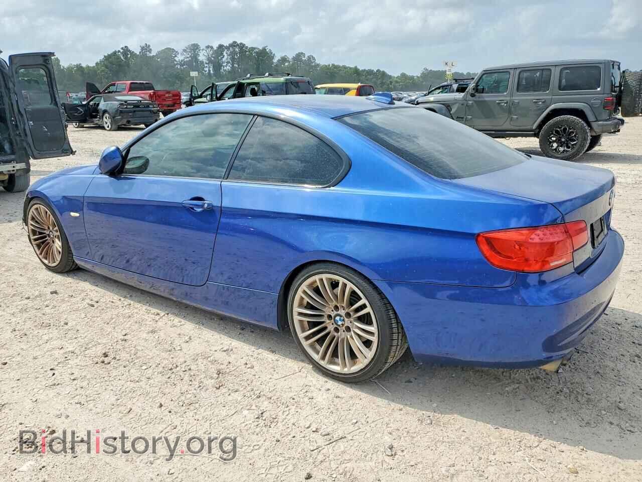2011 BMW 3 SERIES - VIN: WBAKE5C52BE573600 - Фото 2