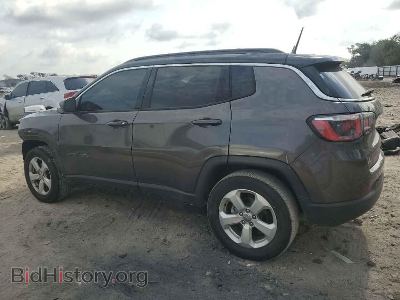2018 JEEP COMPASS - VIN: 3C4NJCBB2JT308942 - Фото 2