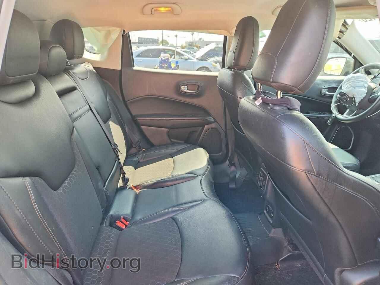 2019 JEEP COMPASS - VIN: 3C4NJCBB4KT615451 - Фото 11
