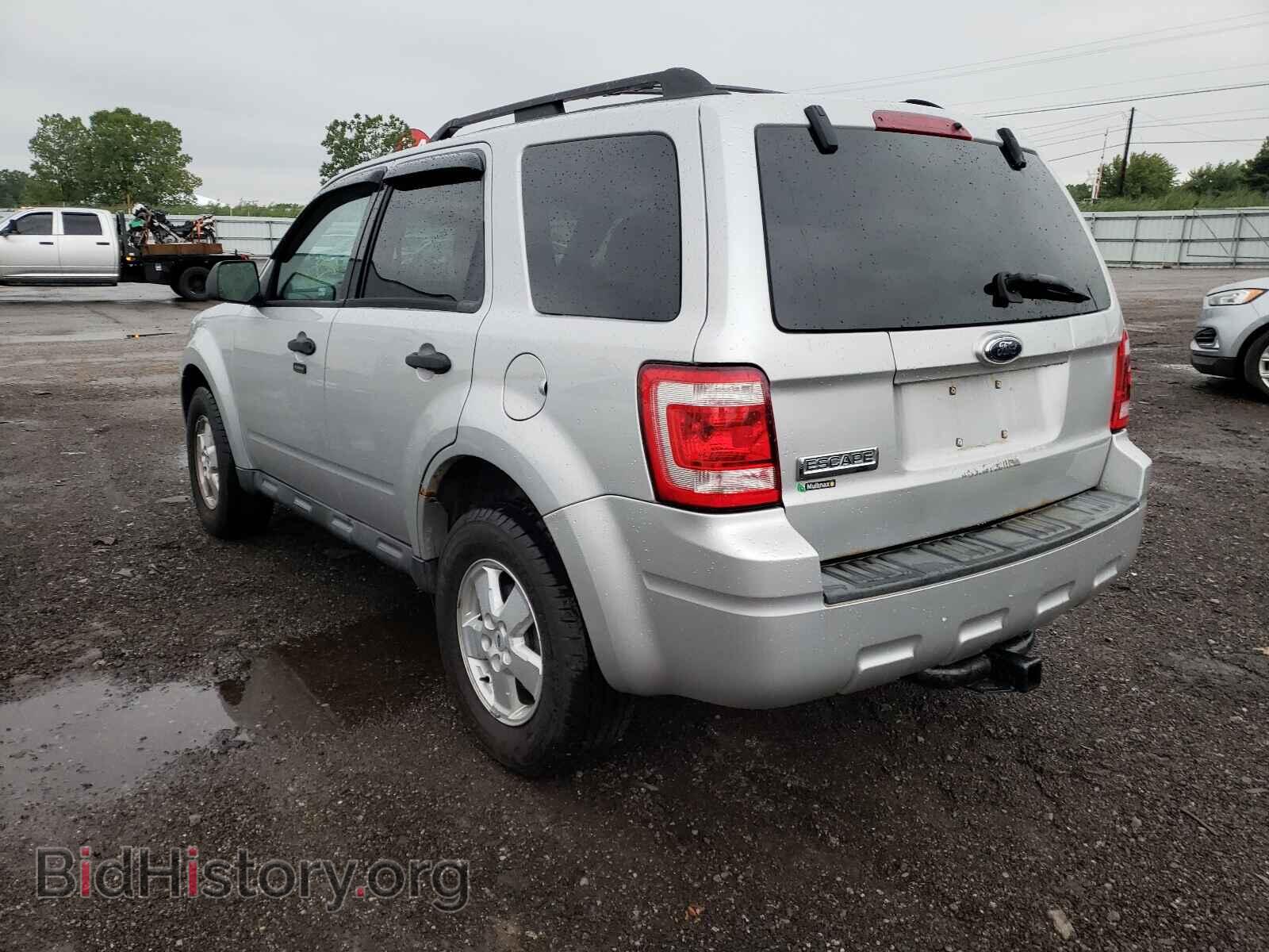 2009 FORD ESCAPE - VIN: 1FMCU03709KD04646 - Фото 3