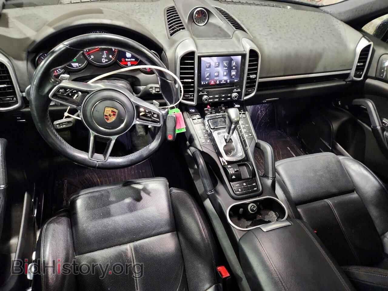 2017 PORSCHE CAYENNE - VIN: WP1AA2A27HKA81638 - Фото 8