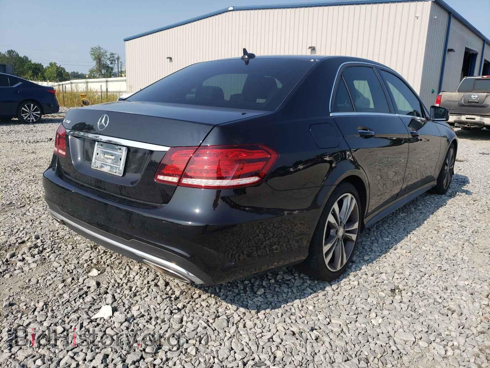2014 MERCEDES-BENZ E-CLASS - VIN: WDDHF5KB1EA998437 - Фото 4