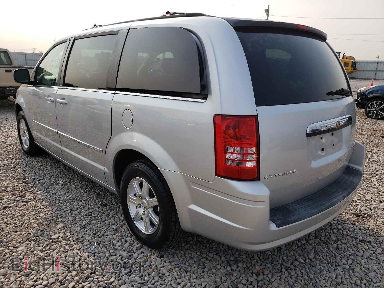 2009 CHRYSLER MINIVAN - VIN: 2A8HR54109R683807 - Фото 3